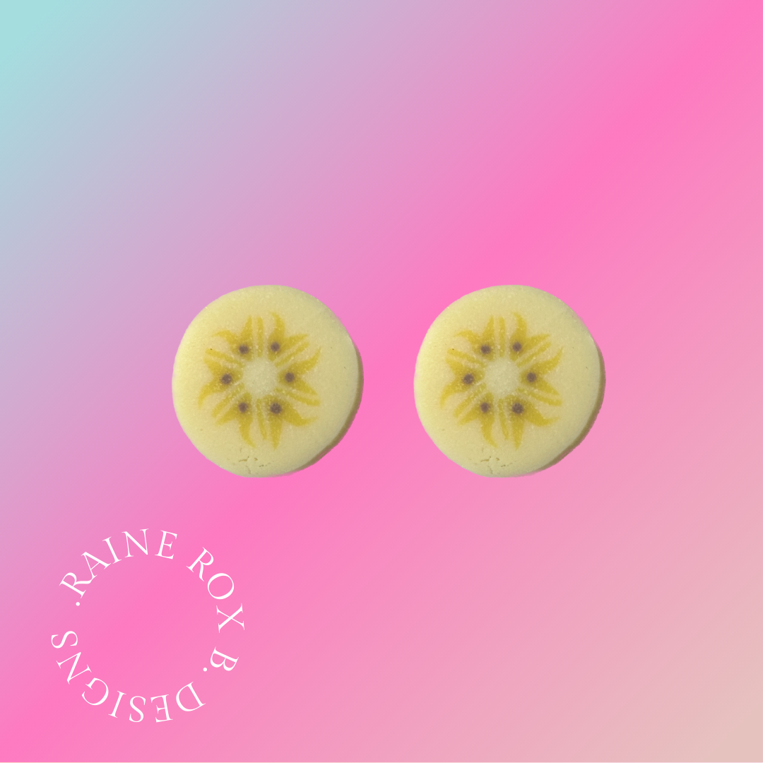 Banana fruit studs